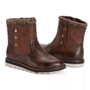 NWT Muk Luks Hope Ankle Boot